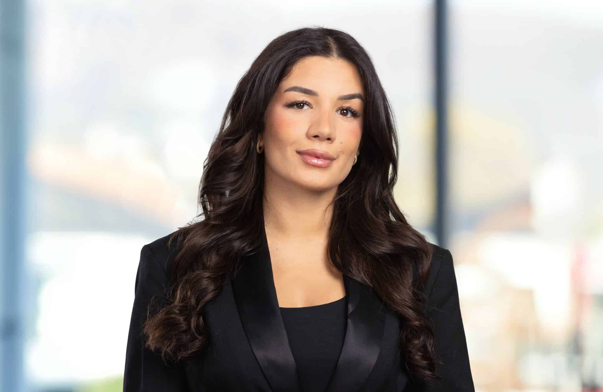 PORTRAIT_ALEYNA_GUEMUESHAN_web