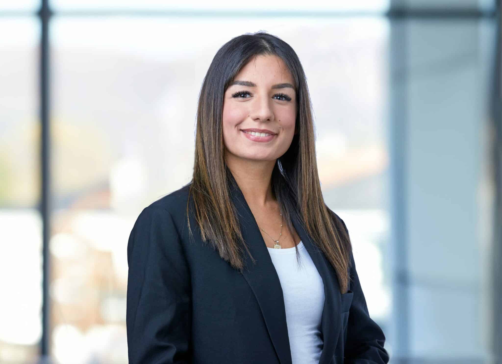 PORTRAIT_ALEYNA_GÜMÜSHAN
